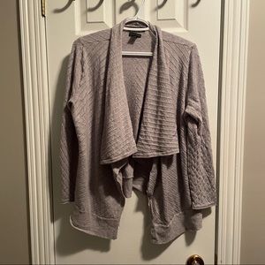 Ok100% ultrafine merino wool cardigan, Tahari, size 2X